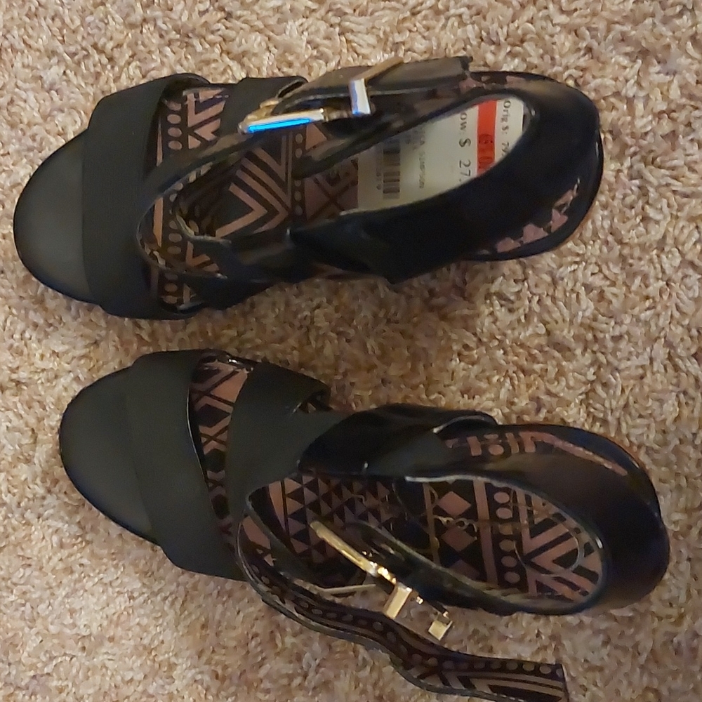 Jessica Simpson wedges